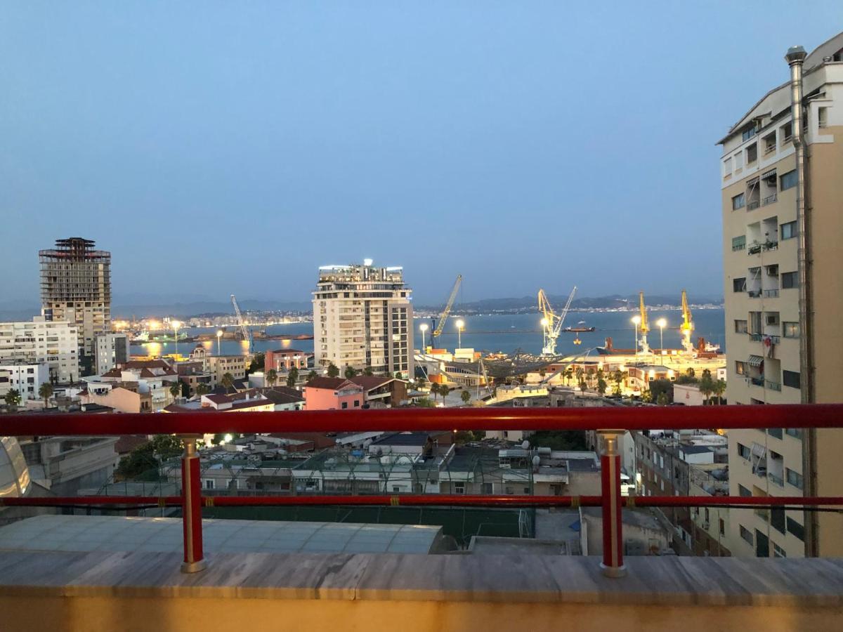 Fully Equipped Flat With Stunning Sea Views Leilighet Durrës Eksteriør bilde