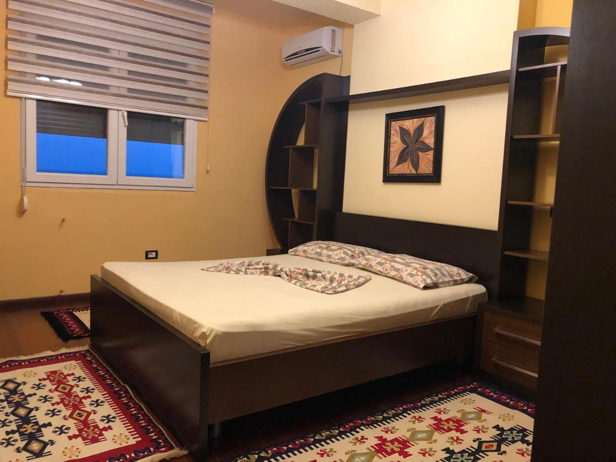 Fully Equipped Flat With Stunning Sea Views Leilighet Durrës Eksteriør bilde